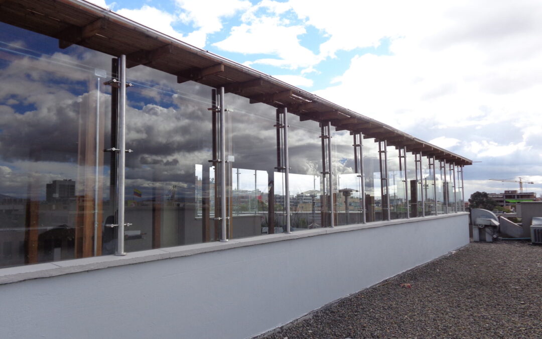 Cortavientos Inox – Fijacion Piso